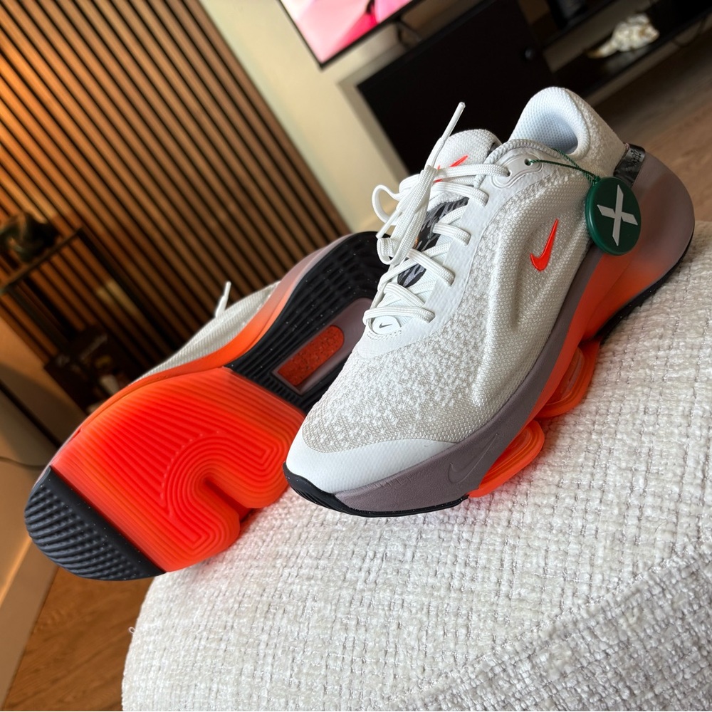 W Nike Versair PRM